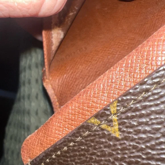 Vintage Monogram Trésor Snap Wallet - Picture 13 of 14